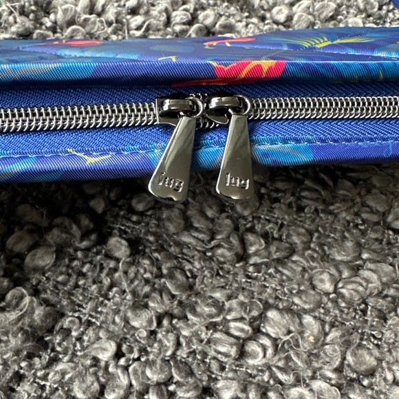 Lug Tango SE Travel RFID Wallet Flamingo Multi Passport Holder Case Organizer - Picture 10 of 10